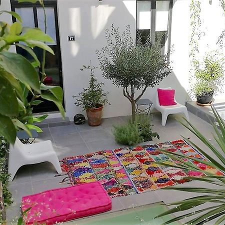 Chambres Dhotes Cocon Du Sud Nimes Exterior foto